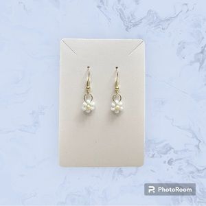 Handmade beaded earrings!